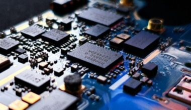 $35B AI Infrastructure Platform Plan Affirms Broadcom Inc. (AVGO) As a Promising Growth Stock to Buy