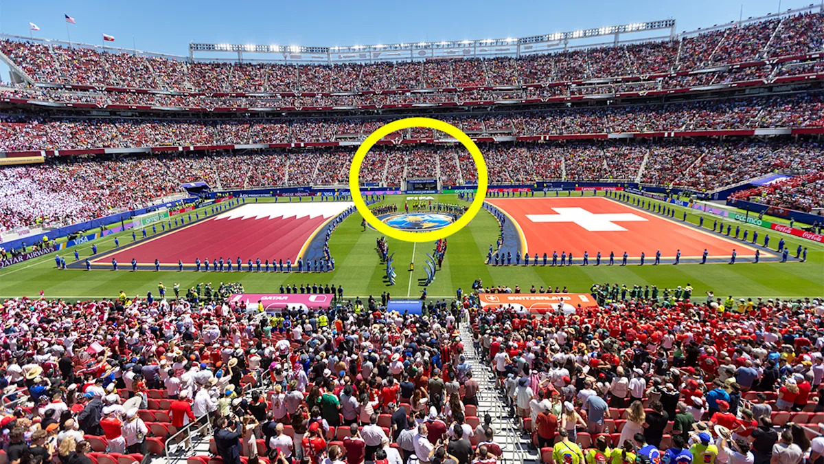 Football fans call out 'embarrassing' World Cup scenes as technical glitch rocks contest