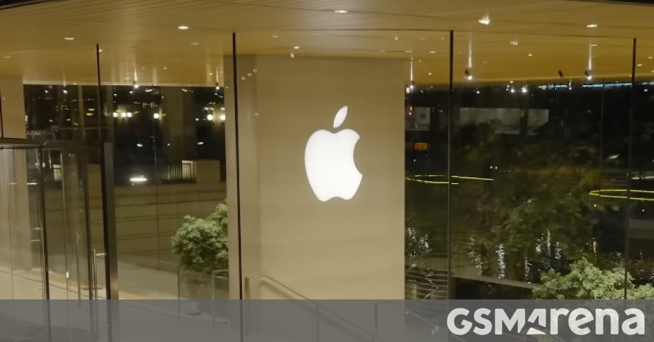Apple reportedly considering price hikes as memory prices surge