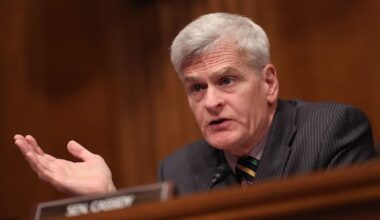 GOP senator calls Iran deal 'worst foreign policy blunder in decades'
