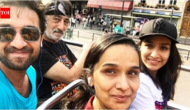 Shraddha Kapoor, Shakti Kapoor and family move out of shared home; 'Eetha' star's Juhu home is Hrithik Roshan's former rented flat | Hindi Movie News