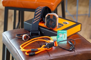 Xlink 7 comes with a bunch of accessories