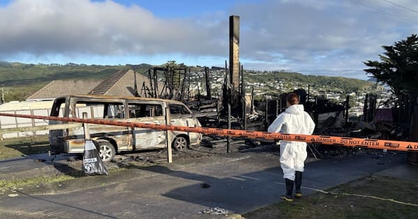 'It just blew up': Tītahi Bay residents describe fast growing blaze