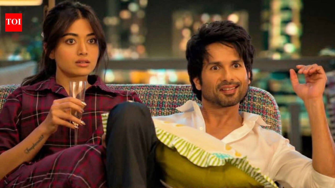 Cocktail 2 Full Movie Collection: 'Cocktail 2' box office collection Day 3 [LIVE]: Shahid Kapoor, Kriti Sanon, and Rashmika Mandanna starrer eyeing Rs 50 crore worldwide | Hindi Movie News