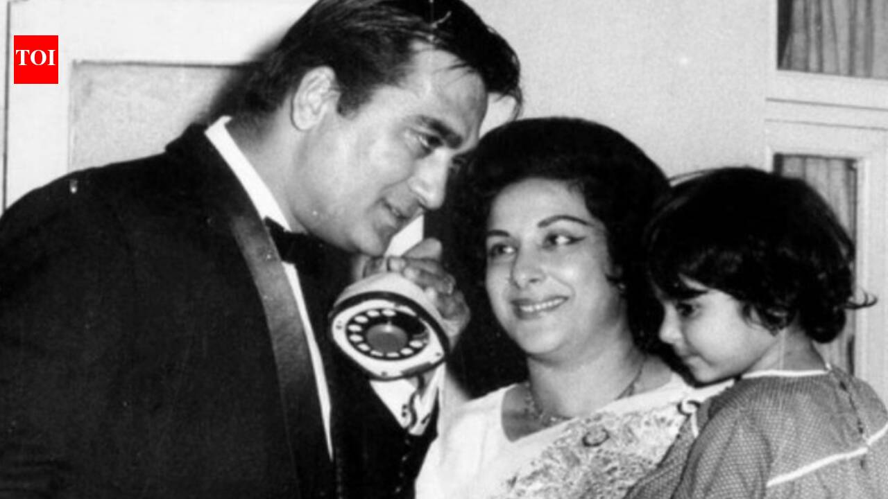 Priya Dutt remembers Sunil Dutt on Father’s Day; Shares rare family memories; 'His love and values continue to inspire me' | Hindi Movie News