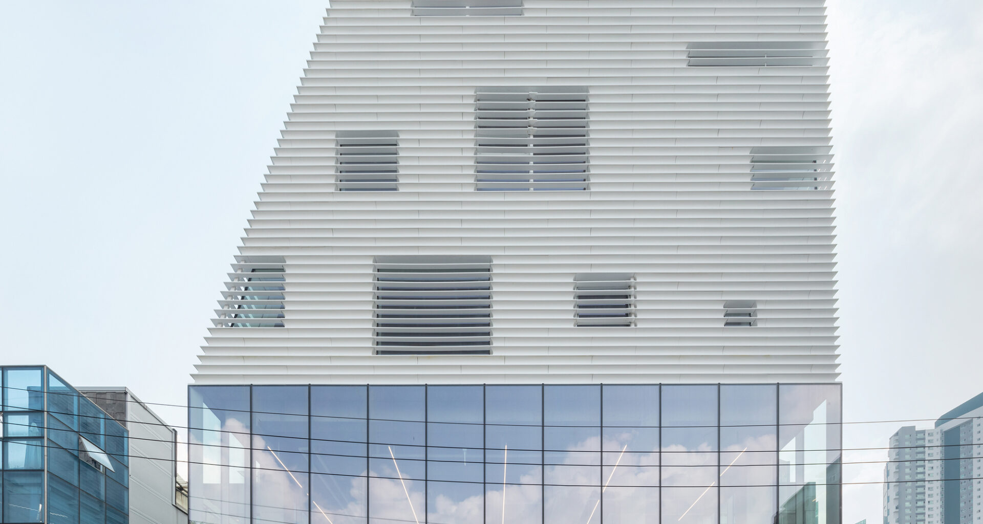 Hapjeong Artplex Mixed-use Facility / NOTNOT Architects