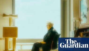 Want to continue living at home as you age? Here’s what to consider | Well actually