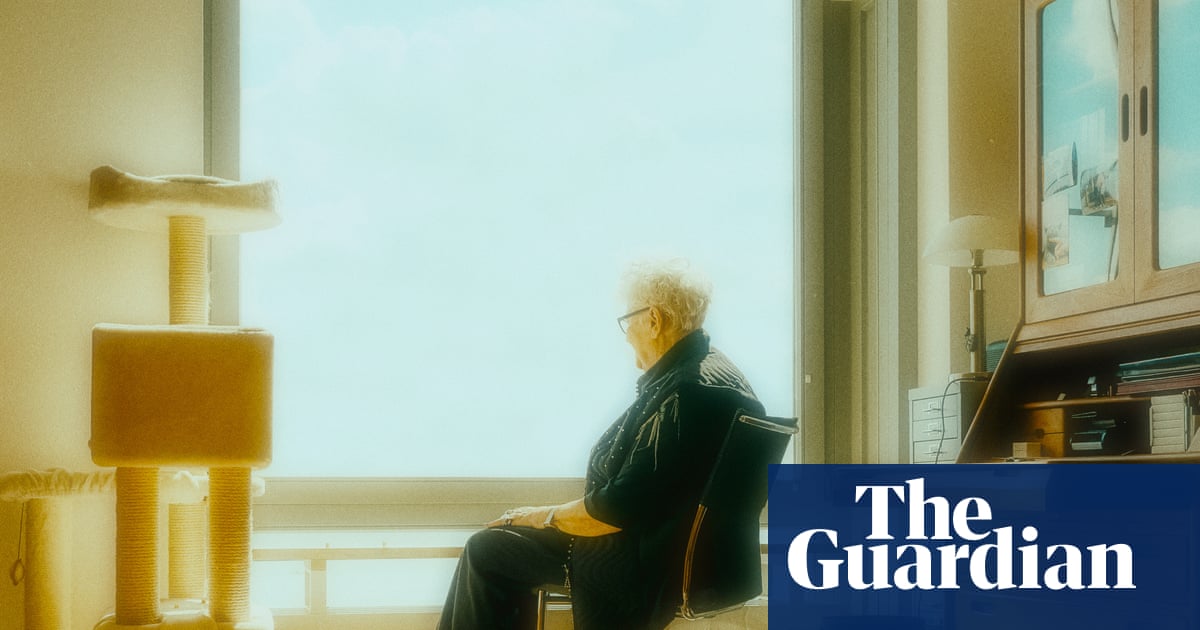 Want to continue living at home as you age? Here’s what to consider | Well actually