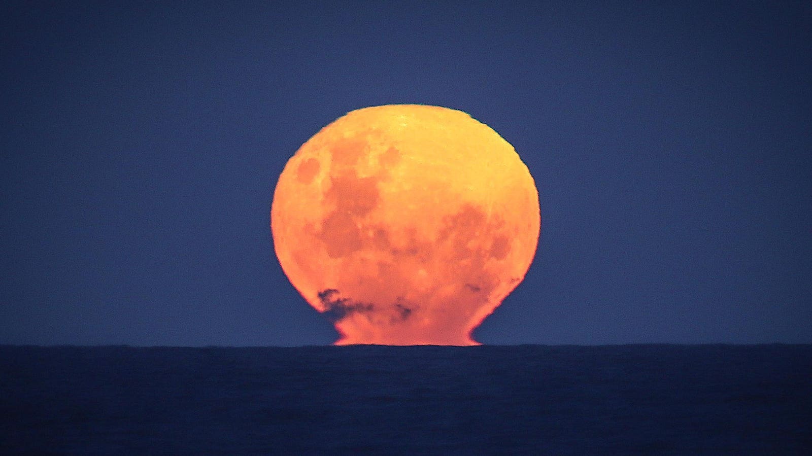 Full Moon June 2026: When To See The ‘Strawberry Moon’ Rise