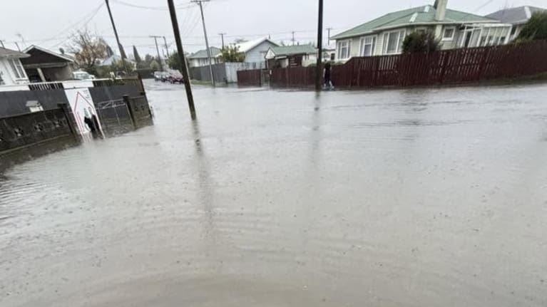 Flooding on Jones Pl in Masterton.