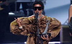 Lauryn Hill accepts the Living Legend Icon award onstage during the 2026 BET Awards at Peacock Theater on June 28, 2026 in Los Angeles, California.