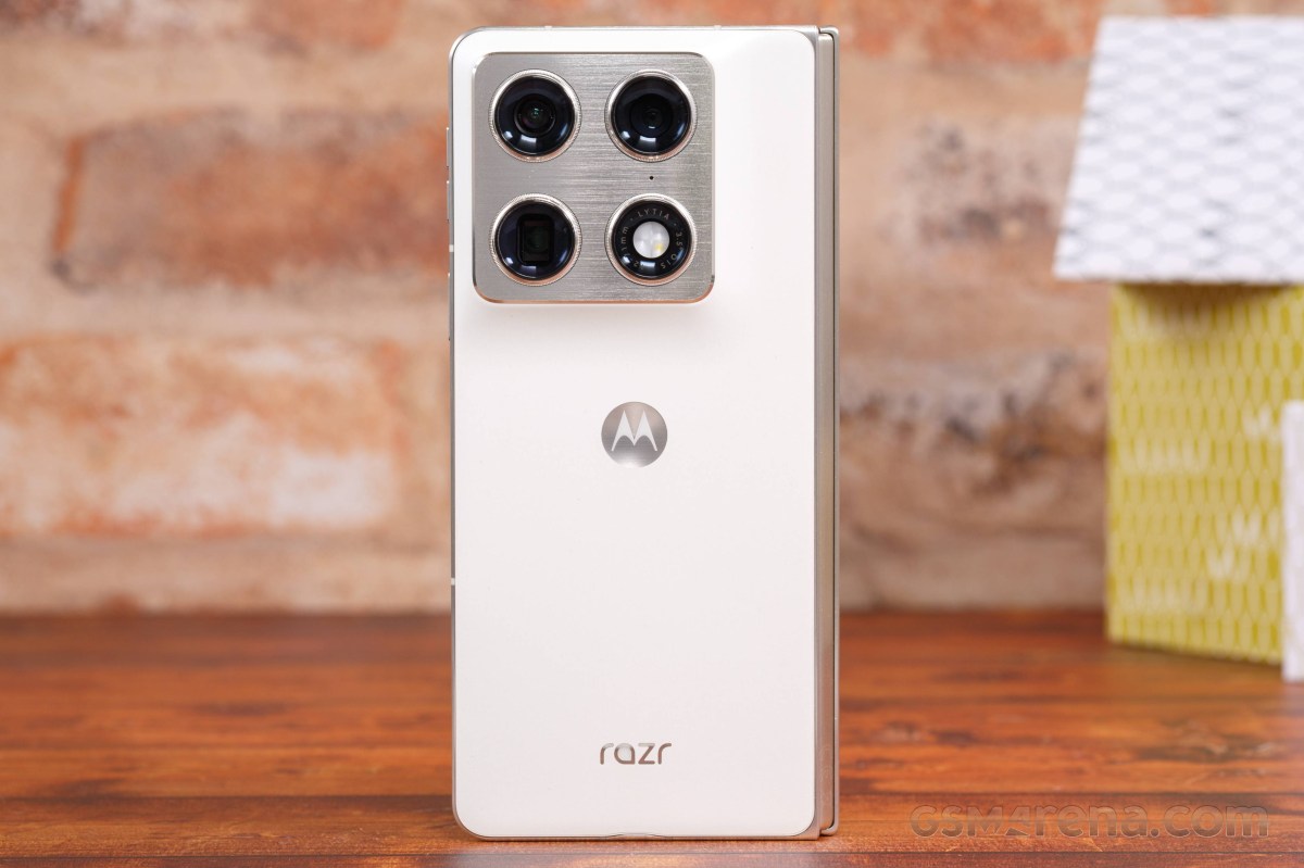 Motorola Razr Fold review