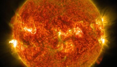 The Sun unleashes a mid-level flare on 24 August 2014, captured by NASA's Solar Dynamics Observatory, the gold standard against which the new metasurface results were tested (Credit: NASA/SDO)