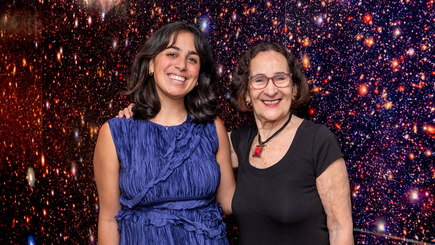 Senior thesis spotlight: A scholarly look at black holes and relativity by a student whose other universe is jazz