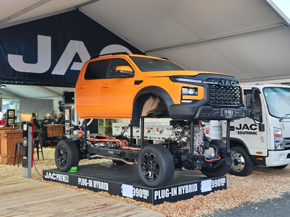 Jac T9 PHEV.