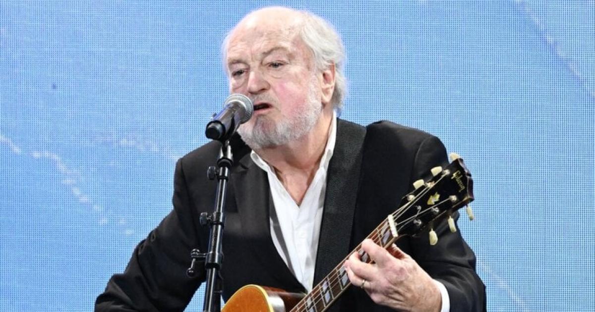 Graham Lyle in Songwriters Hall of Fame with Taylor Swift