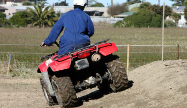 SunLive - Orchard worker without helmet dies driving ATV