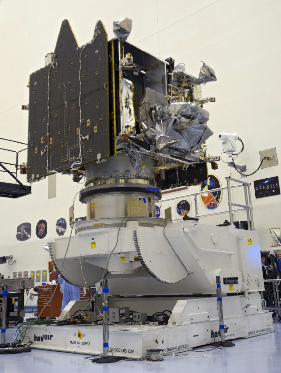 NASA ends mission after loss of Mars probe