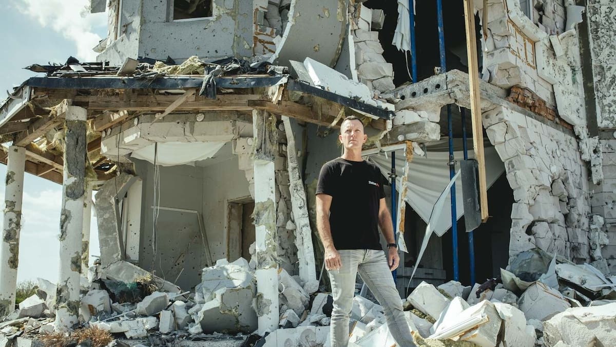 ReliefAid’s Mike Seawright: Hawke’s Bay man brings Kiwi aid to world’s most dangerous front lines
