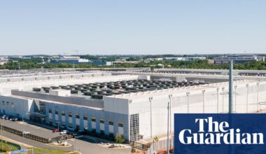 Majority of datacenters are vulnerable to climate threats like floods and fires, study finds | Datacenters