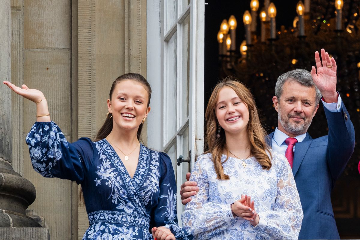 After graduation, Princess Isabella will begin 11 months of military training with the Guard Hussar Regiment in Slagelse.