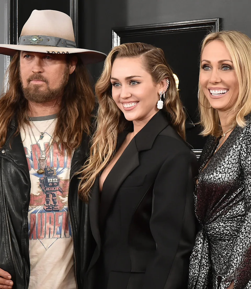 Billy Ray Cyrus, Miley Cyrus and Tish Cyrus at an event