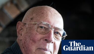 Les Mills, New Zealand Olympian behind global gym chain, dies aged 91 | New Zealand
