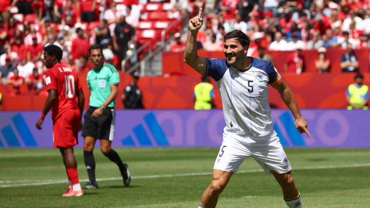 Fifa World Cup: Bosnia & Herzegovina on verge of knockout round after beating Qatar