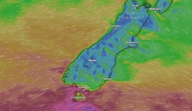 Weather: 100km/h gusts forecast for lower South Island, large swells forecast