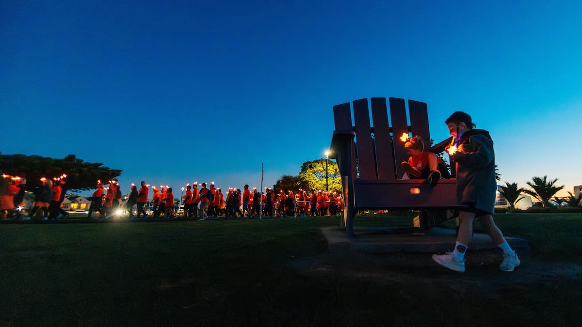 Napier glows orange as hundreds join walk for Cranford Hospice