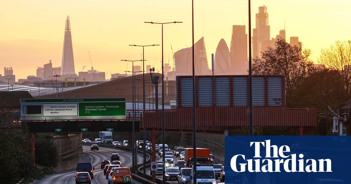 Emergency hospital admissions fell after introduction of London’s T-charge and Ulez, study suggests | Air pollution
