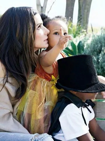 Sandra Bullock shares throwback photo with kids Louis and LailaCredit: Sandra Bullock/Instagram