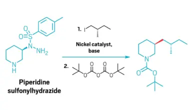 ‘Absurd’ radical reaction keeps stereochemistry intact