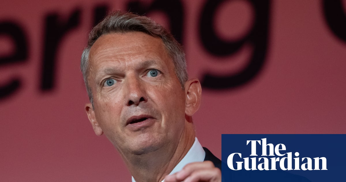 Make pension tax relief only available to savers prepared to invest in UK, Andy Haldane says | Pensions industry