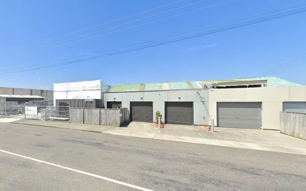 A man has successfully appealed a Tenancy Tribunal claim against his landlord, Victor Davis, who illegally rented out a storage unit in Ōtaki.