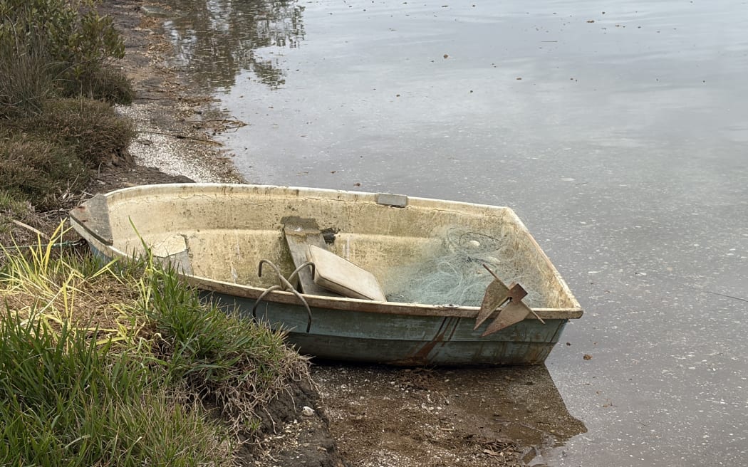 The dinghy was found at Hihi Beach on Thursday 11 June.