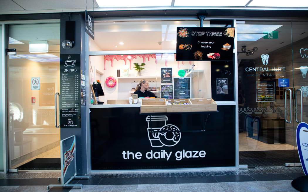 Lower Hutt business The Daily Glaze