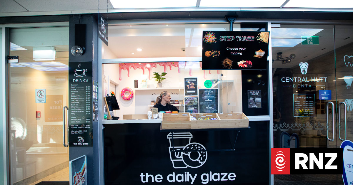 Doughnut shop shuts down after back-to-back break-ins