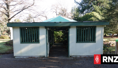 Mystery defecator leaves 'revolting' surprise in Masterton's Queen Elizabeth park fernery