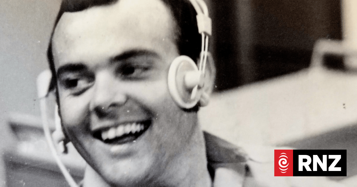 Former RNZ broadcaster who started bird call tradition dies aged 82