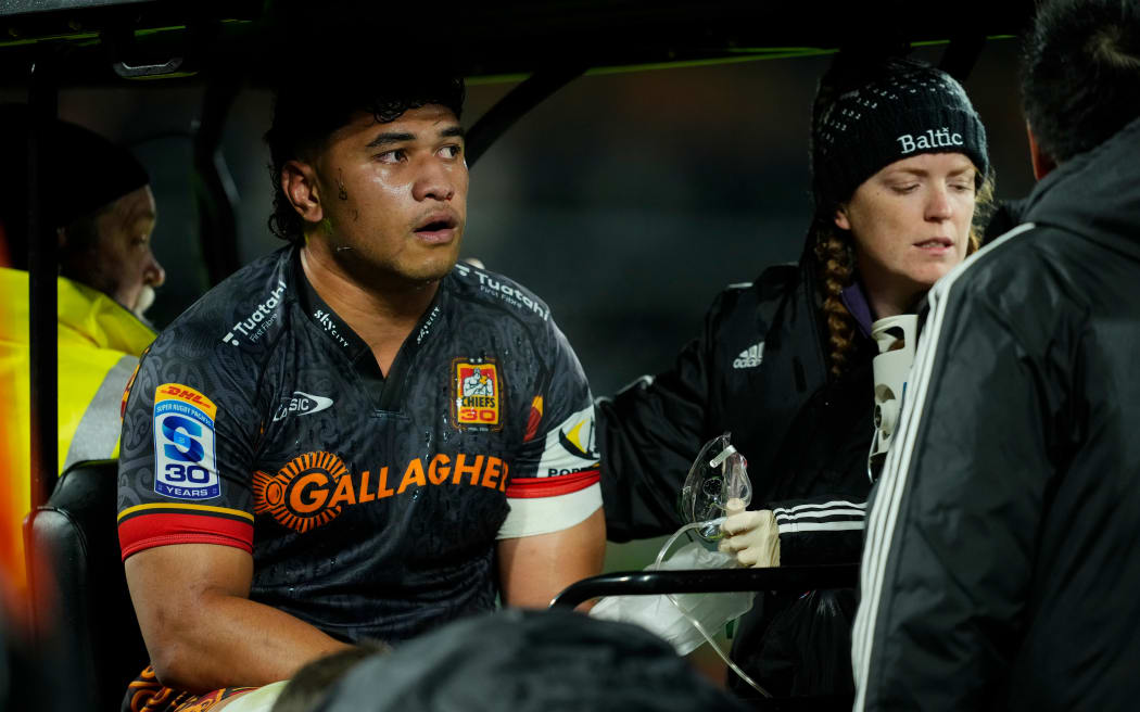 Wallace Sititi after being injured for the Chiefs against the Reds.