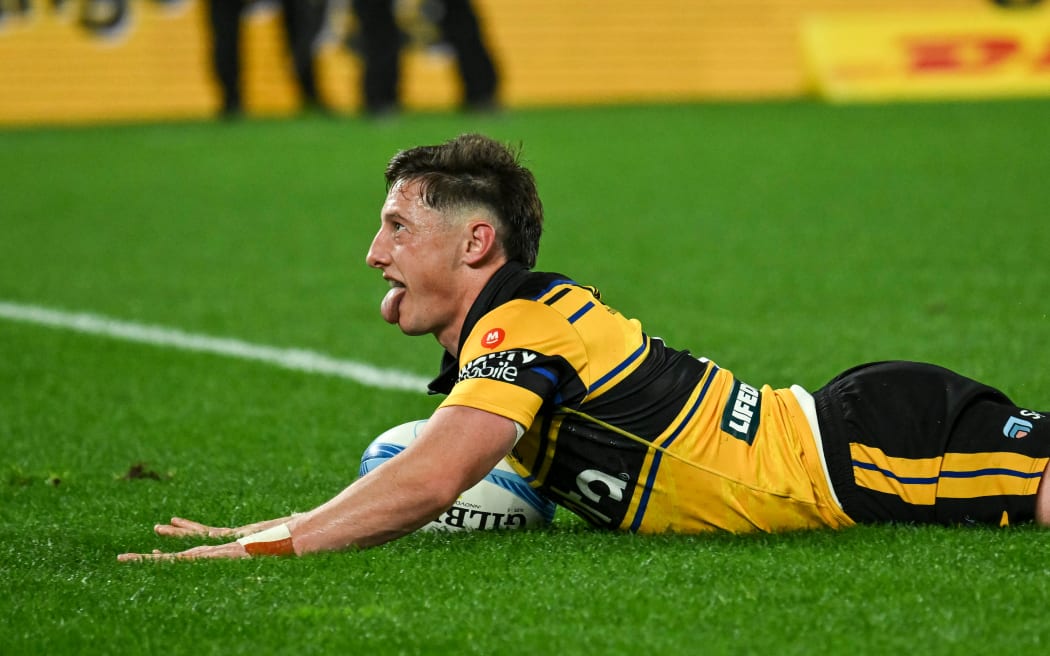 Cam Roigard of the Hurricanes scores during the Super Rugby Pacific Qualifying Final between the Hurricanes and Brumbies at Hnry Stadium.