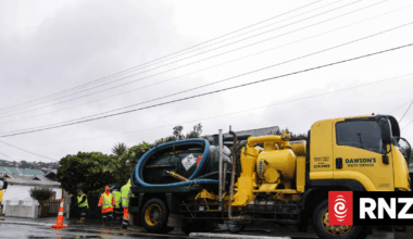 Major Island Bay sewage spill caused by pieces of timber, Wellington Water says