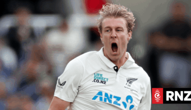 Live cricket: Black Caps v England, first test - day two