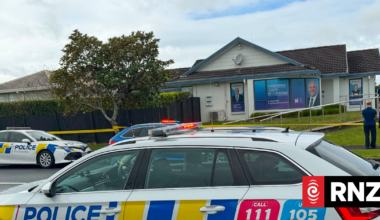 Police cordon off Prime Minister's Auckland electorate office
