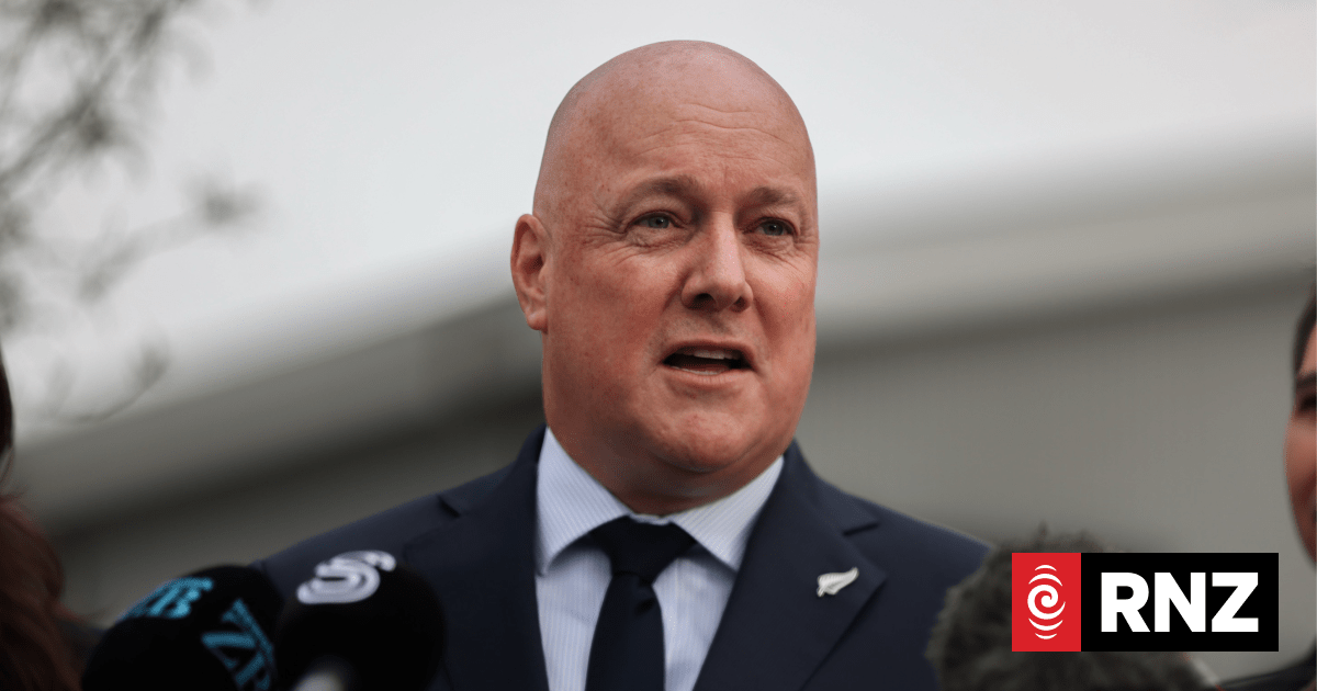 PM asks for advice on entitlements for ex-MPs