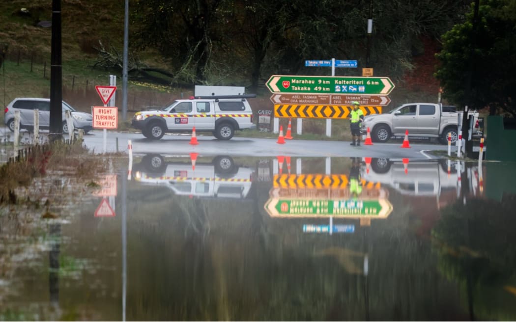 Homes have lost power and roads are closed across the top of the South Island after heavy rain caused flooding overnight. Up to 700mm of rain has fallen in the area in the last 12 hours. MetService meteorologist John Law told First Up that Kahurangi National Park, Collingwood and Tākaka had been the most affected. It said the worst affected areas were Riwaka, Wakefield and Spring Grove.