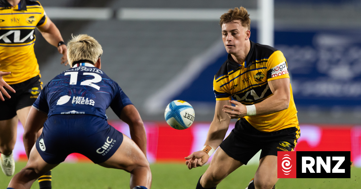 Live: Hurricanes v Blues, Super Rugby Pacific semi-finals