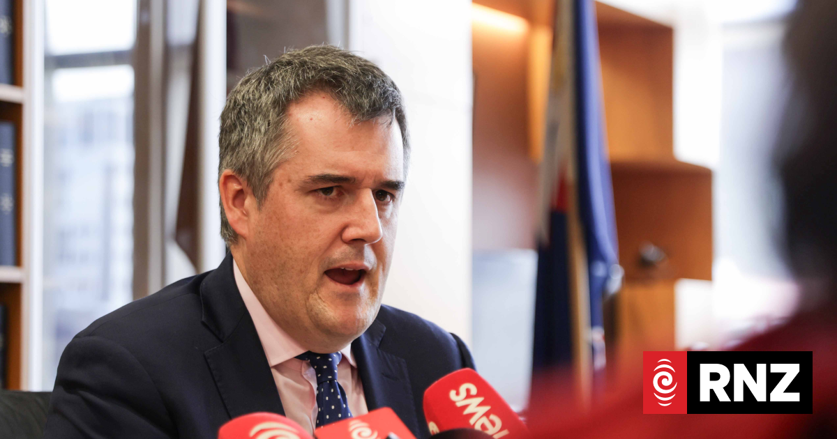 Government floats using emergency fund on public transport, Labour asks why it wasn't in Budget