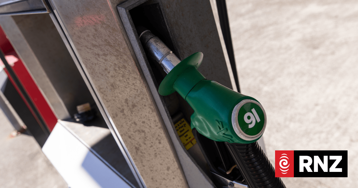 Diesel stocks fall sharply, but government reserve shipment now bound for NZ